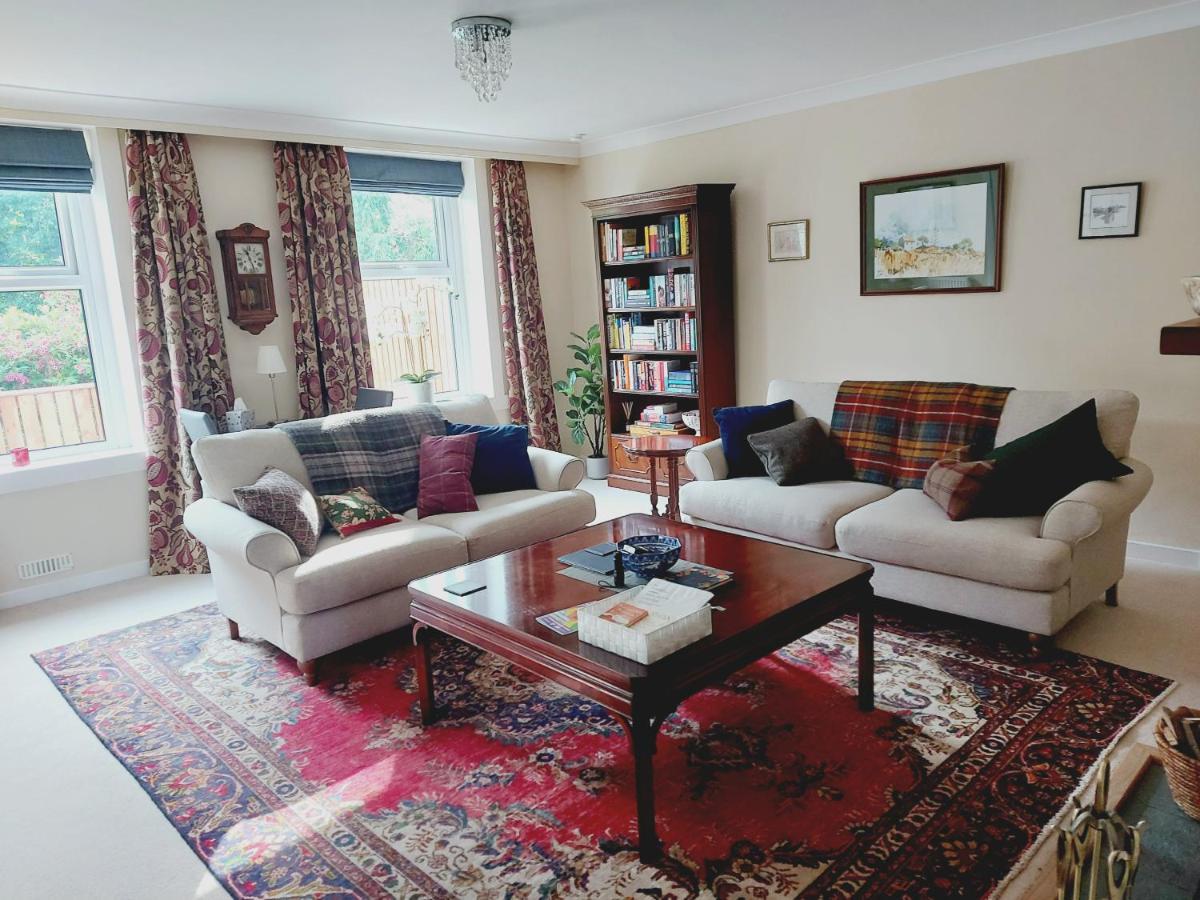 Islay House,Comfortable Home With Private Garden, Pencaitland, East Lothian, Scotland Exteriör bild