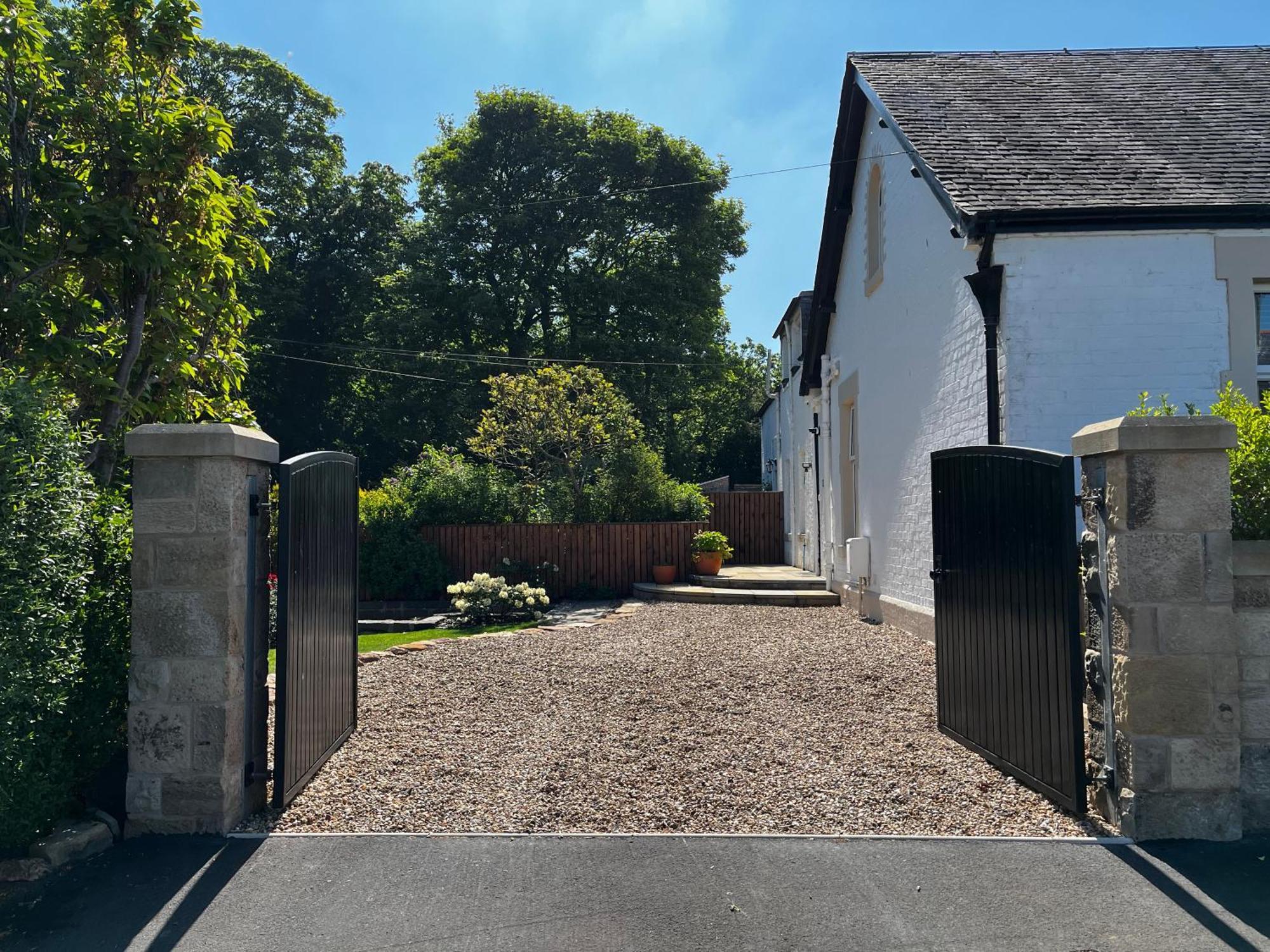 Islay House,Comfortable Home With Private Garden, Pencaitland, East Lothian, Scotland Exteriör bild